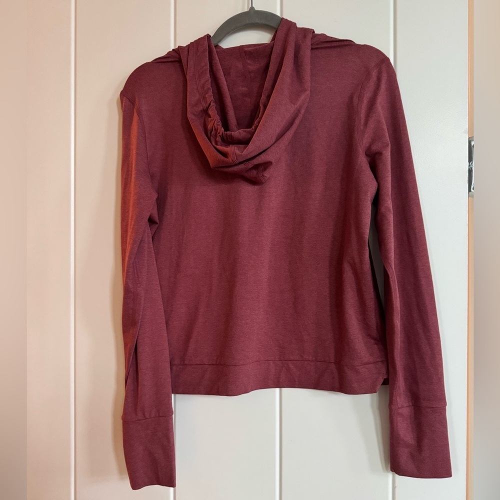 Vuori Halo Essential Hoodie Currant Heather SZ S - Picture 6 of 9